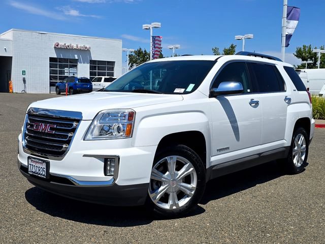 Used 2017 GMC Terrain SLT w/ Open Road Package AWD/4WD image 3
