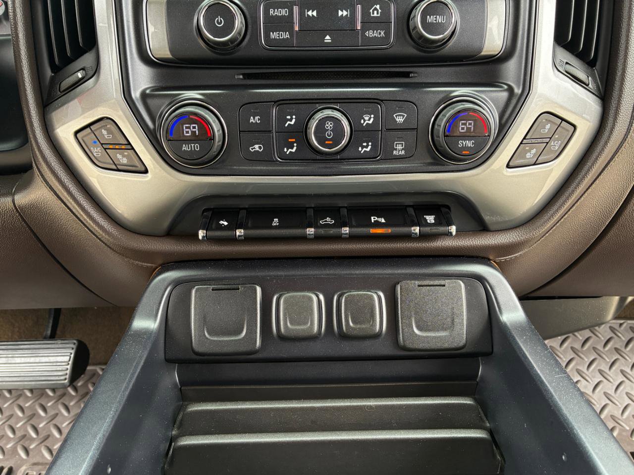 Used 2015 Chevrolet Silverado 3500 LTZ w/ Duramax Plus Package image 24