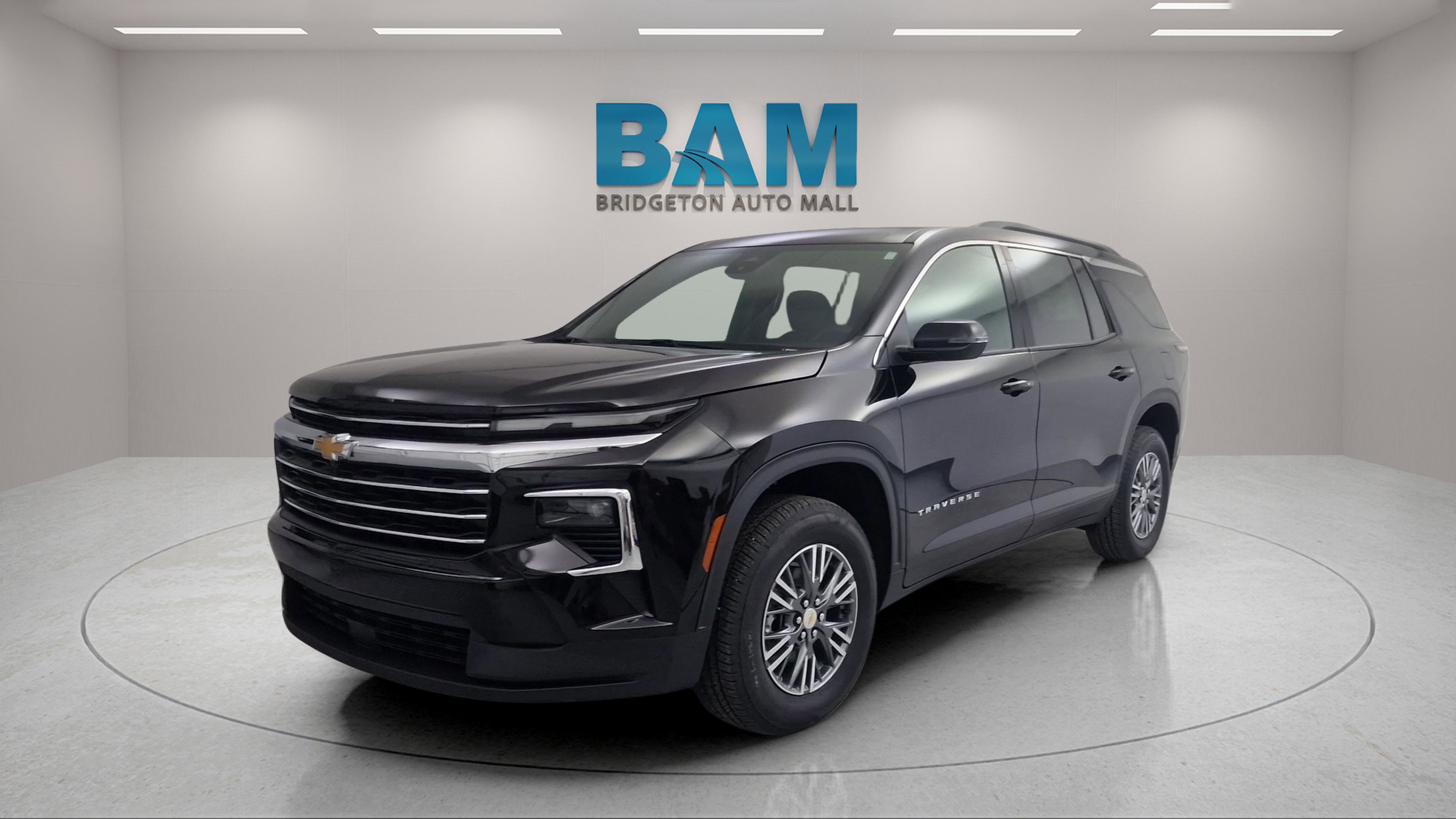 New 2026 Chevrolet Traverse LT w/ LPO, Floor Liner Package image 7