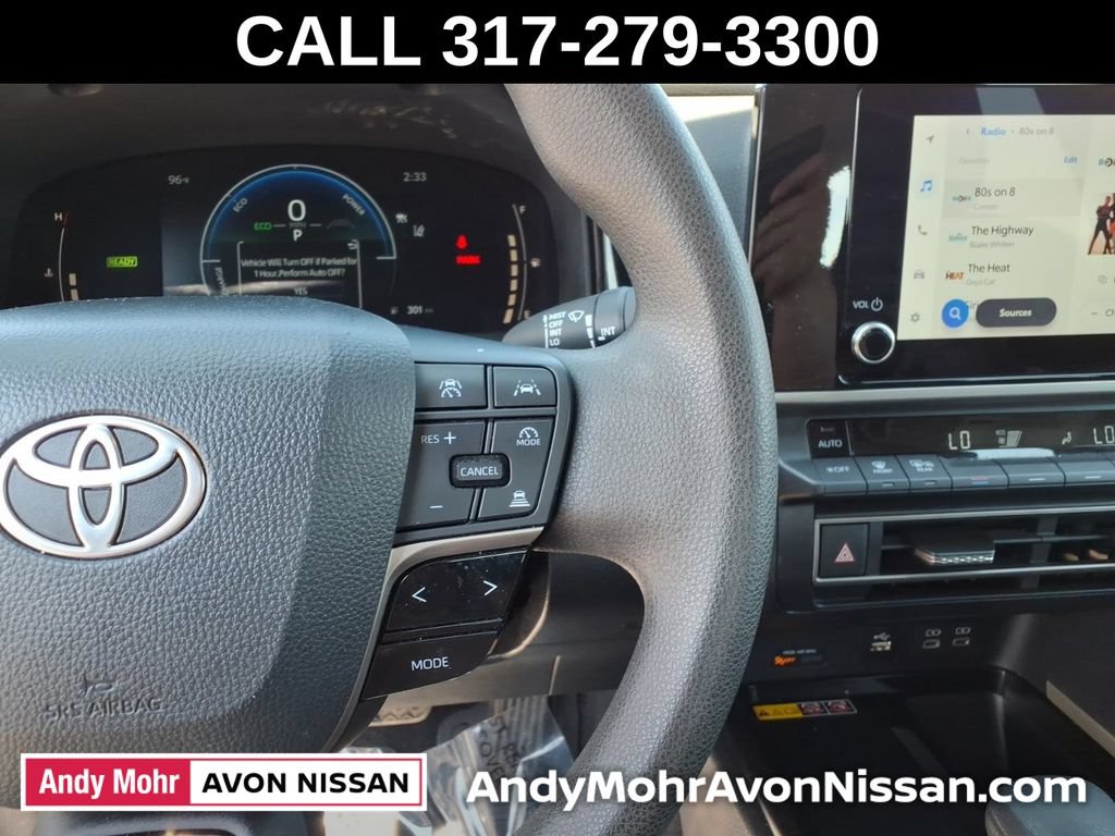 Used 2025 Toyota Camry LE FWD image 27
