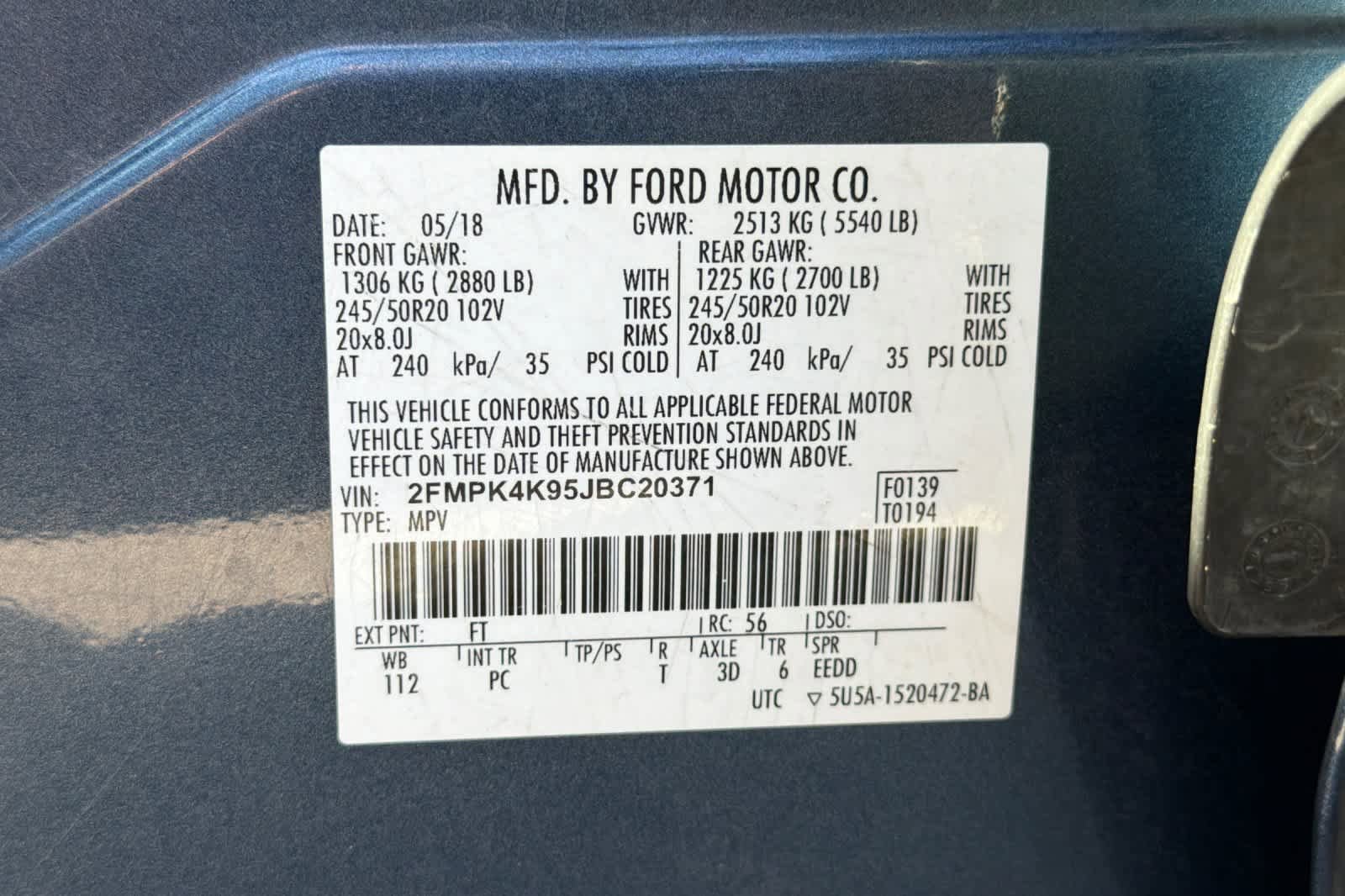 Certified 2018 Ford Edge Titanium w/ Equipment Group 302A AWD/4WD image 30