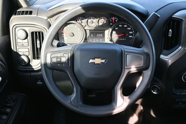 Used 2025 Chevrolet Silverado 1500 Custom image 14
