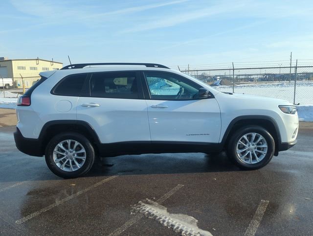 Used 2022 Jeep Cherokee Latitude Lux image 2