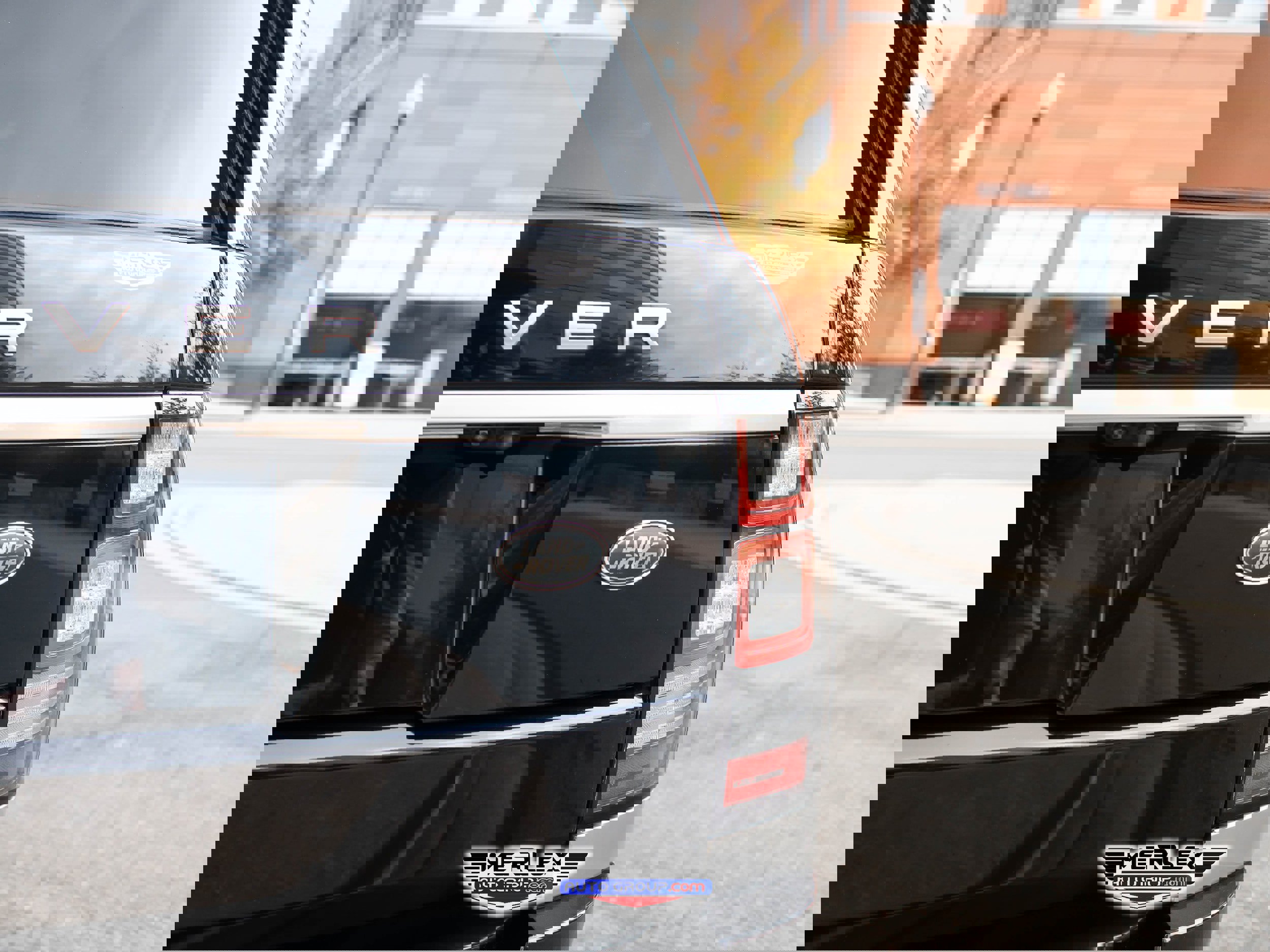 Used 2016 Land Rover Range Rover Autobiography image 51