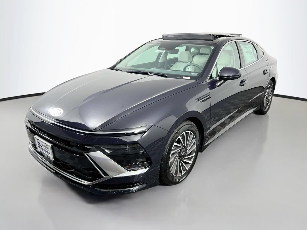 New 2026 Hyundai Sonata SEL FWD image 3
