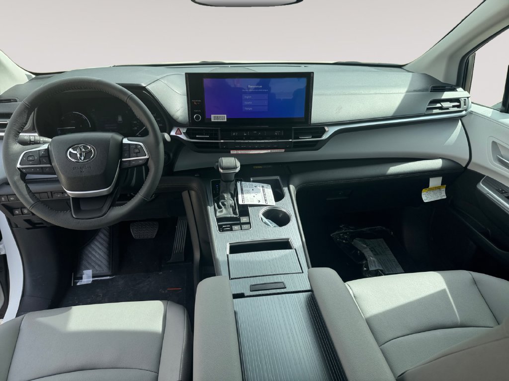 New 2026 Toyota Sienna XLE FWD image 10