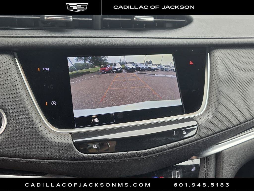 Certified 2024 Cadillac XT5 Premium Luxury FWD image 15