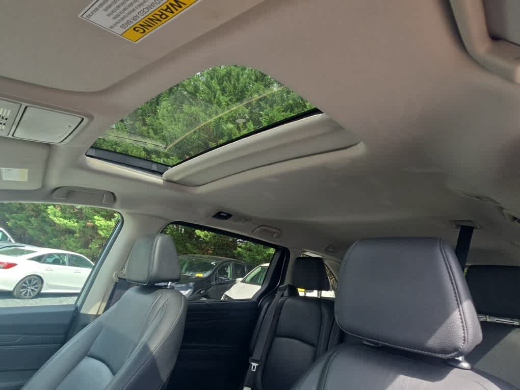 Used 2025 Honda Odyssey EX-L image 16