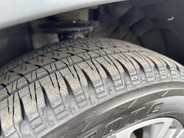Used 2023 Chevrolet Traverse Premier w/ LPO, Floor Liner Package AWD/4WD image 27