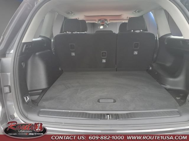 Used 2024 Jeep Grand Cherokee Laredo X AWD/4WD image 21