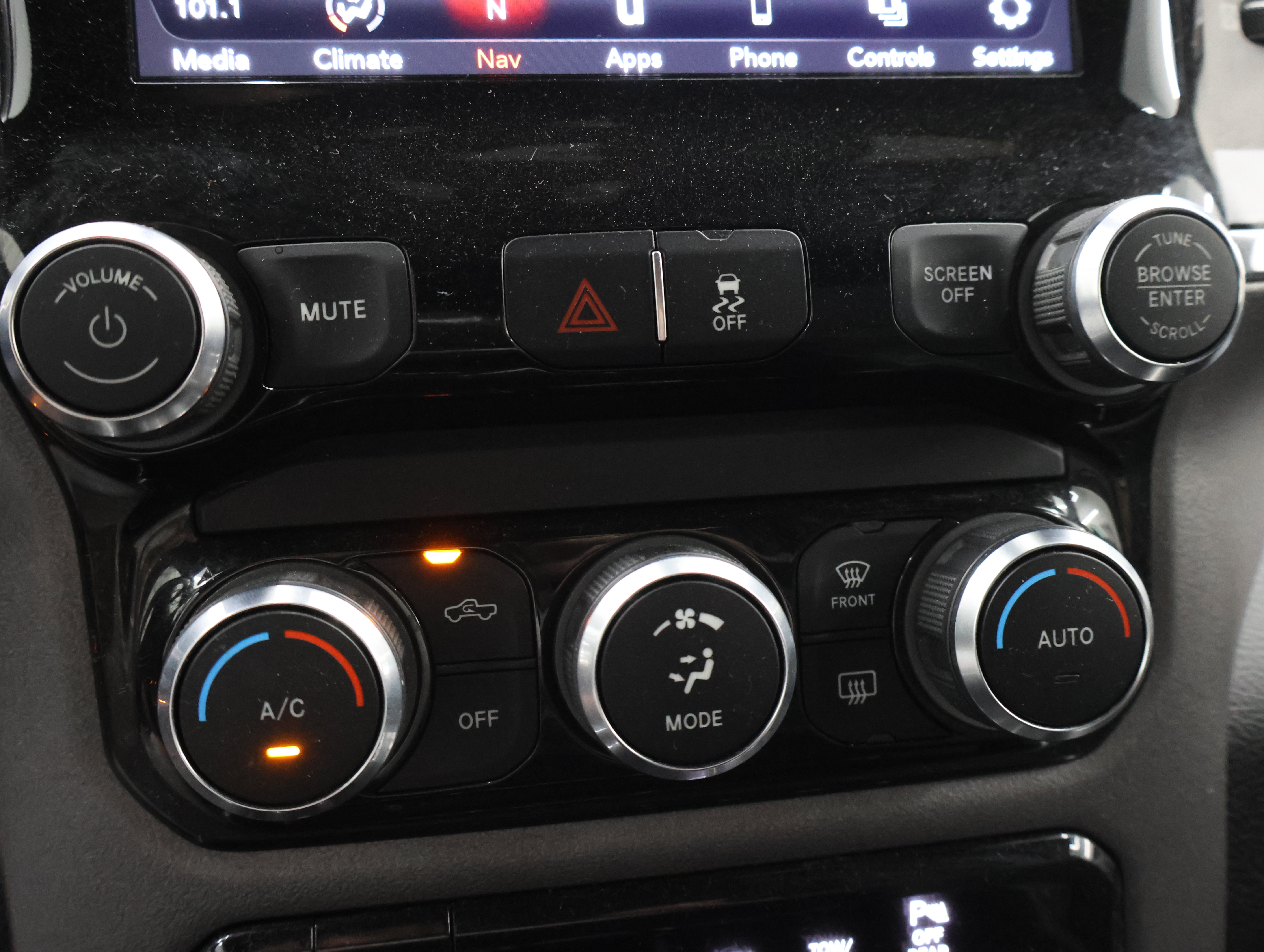 Used 2021 RAM 2500 Big Horn w/ Level 1 Equipment Group AWD/4WD image 46