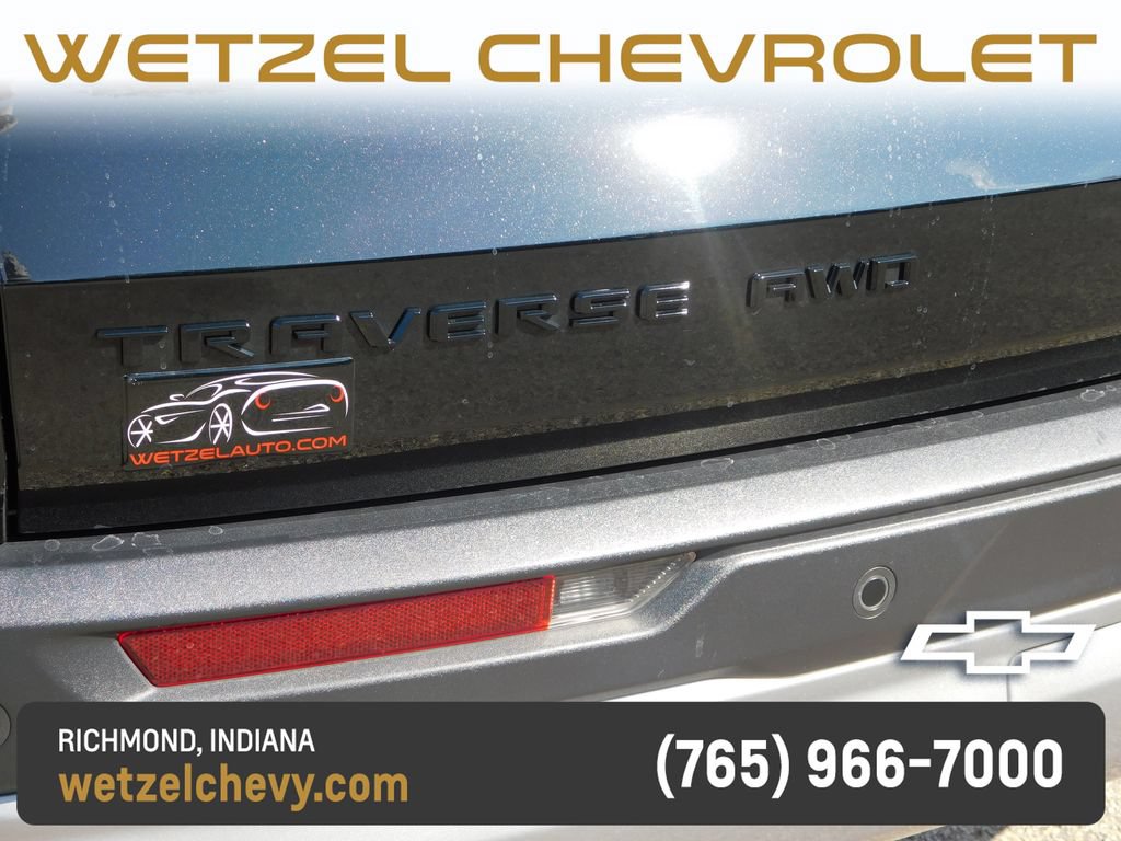 Used 2025 Chevrolet Traverse Z71 w/ Driver Confidence Package AWD/4WD image 47