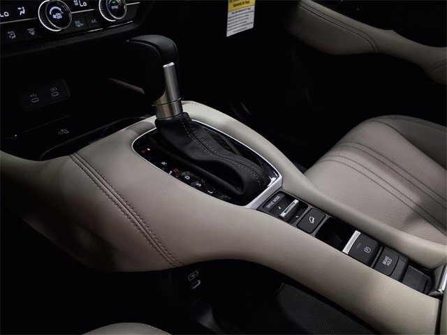 Certified 2026 Honda HR-V EX-L image 19