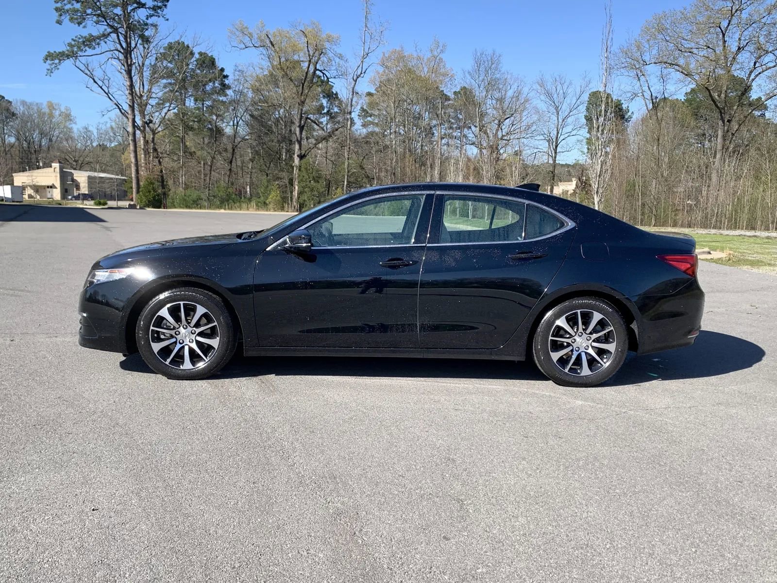 Used 2015 Acura TLX image 4