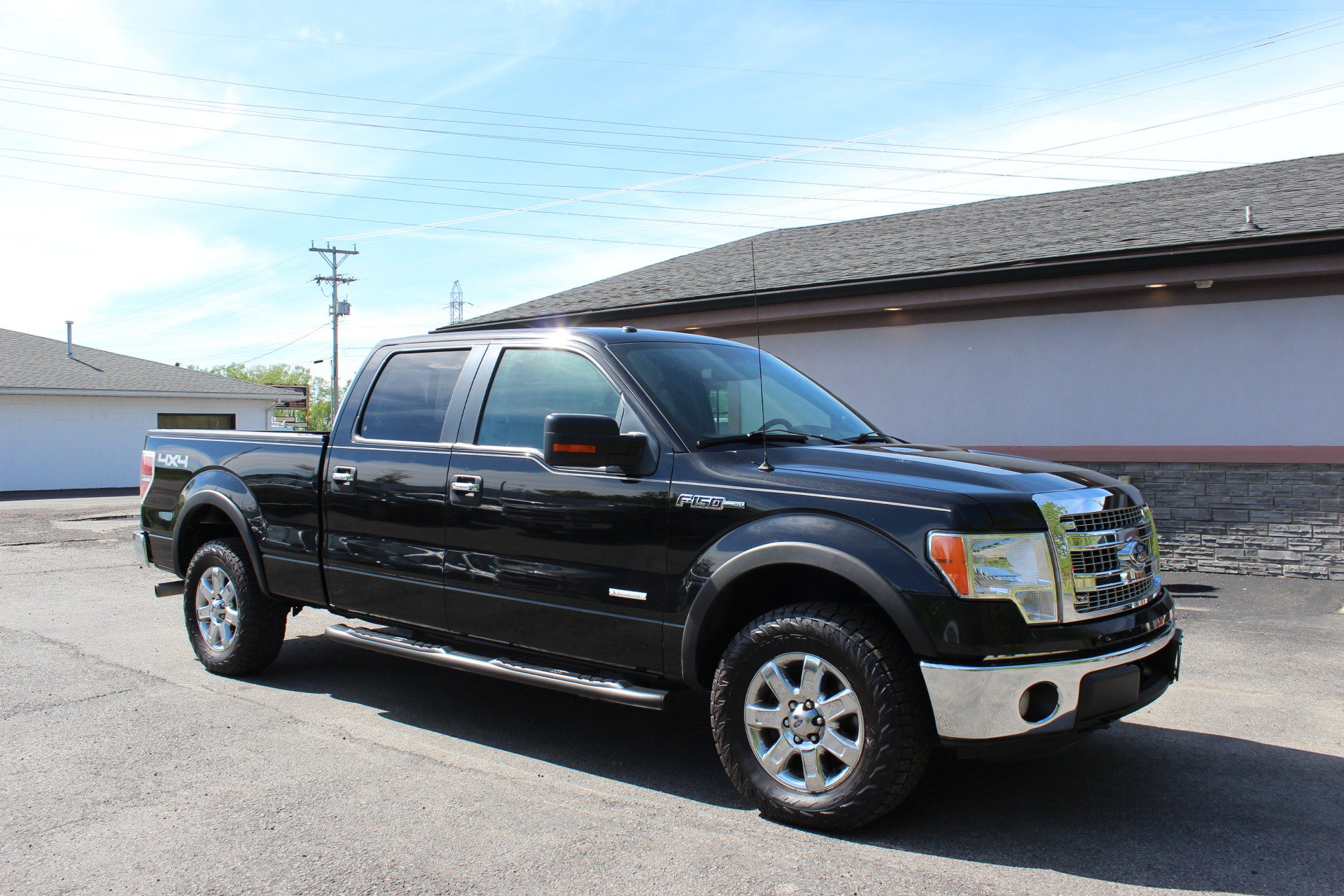 Used 2013 Ford F150 XLT w/ Luxury Equipment Group AWD/4WD image 2