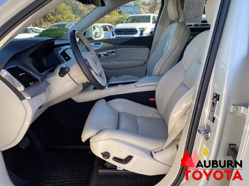 Used 2020 Volvo XC90 T8 Inscription w/ Protection Package Premier AWD/4WD image 11