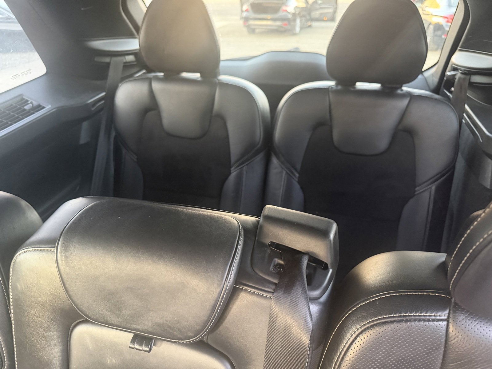 Used 2017 Volvo XC90 T6 R-Design w/ Vision Package image 25