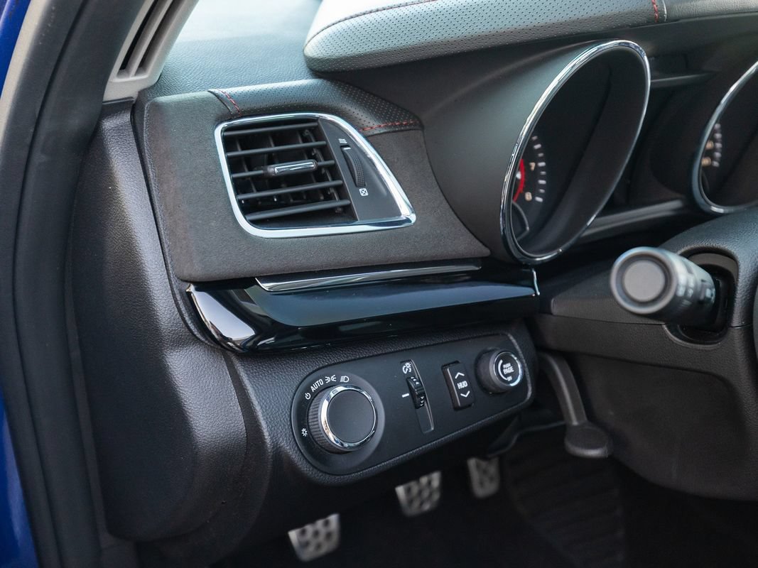 Used 2016 Chevrolet SS RWD image 38