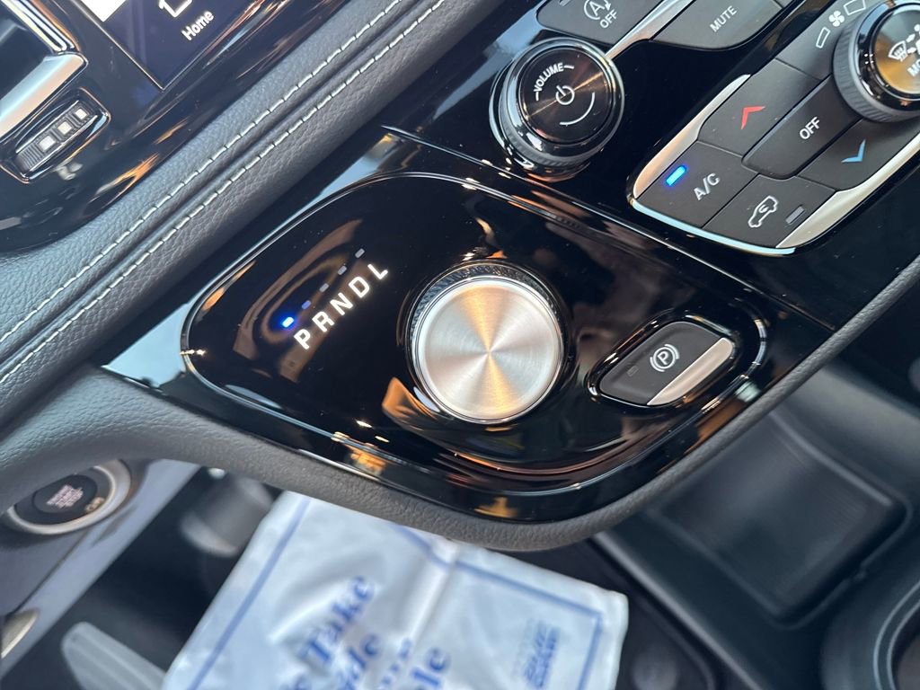 New 2026 Chrysler Pacifica Select image 22