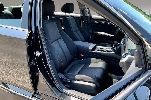 Used 2020 Honda Accord EX image 25