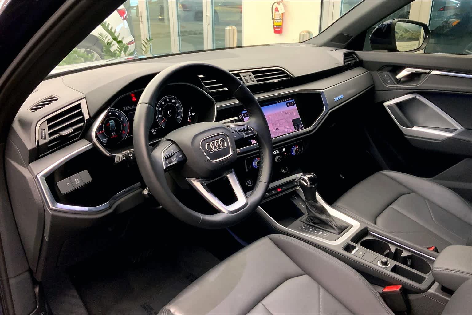 Used 2022 Audi Q3 2.0T Premium Plus AWD/4WD image 18