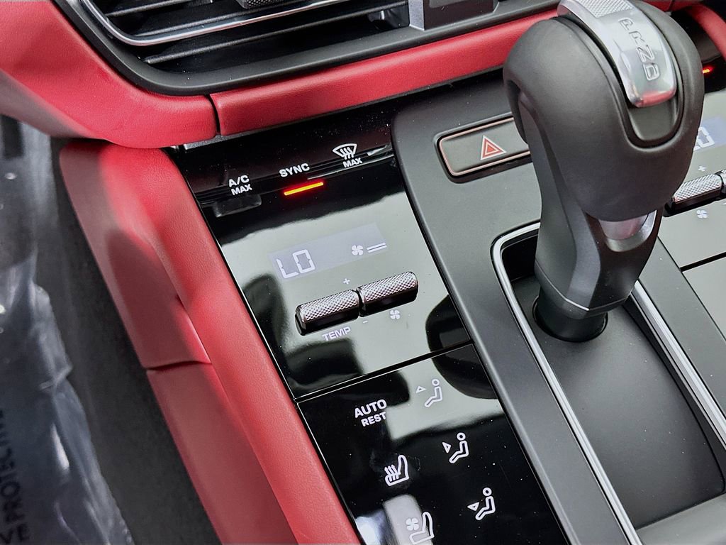 New 2026 Porsche Macan S image 18