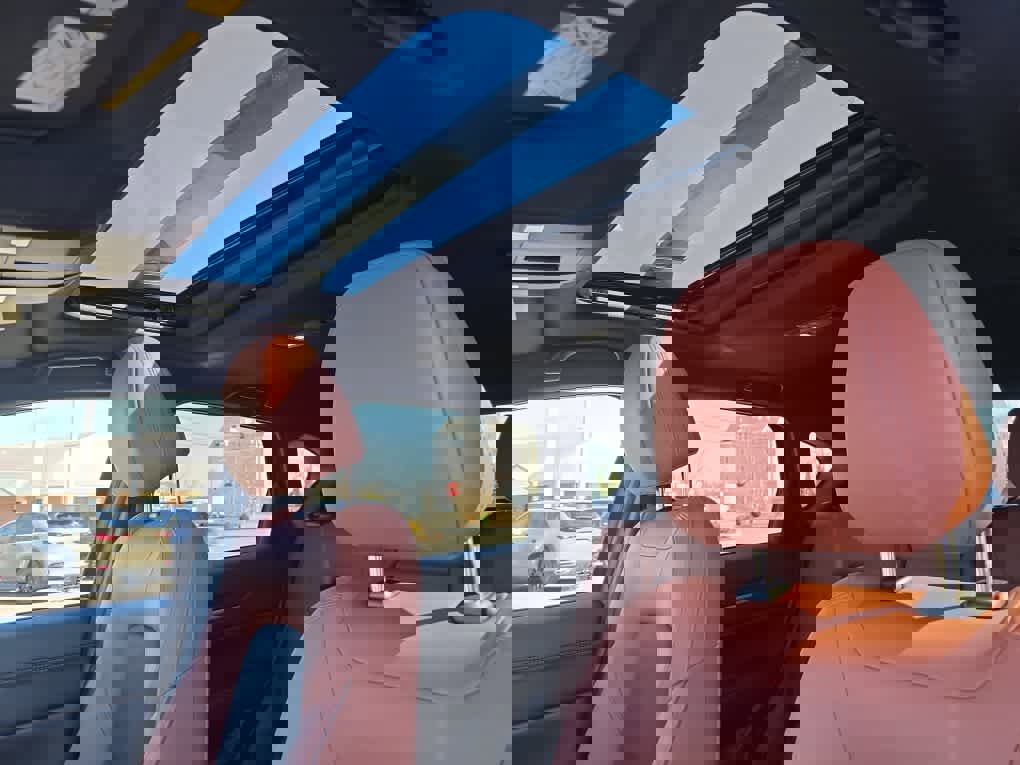 Used 2025 MAZDA CX-5 Carbon Edition image 13