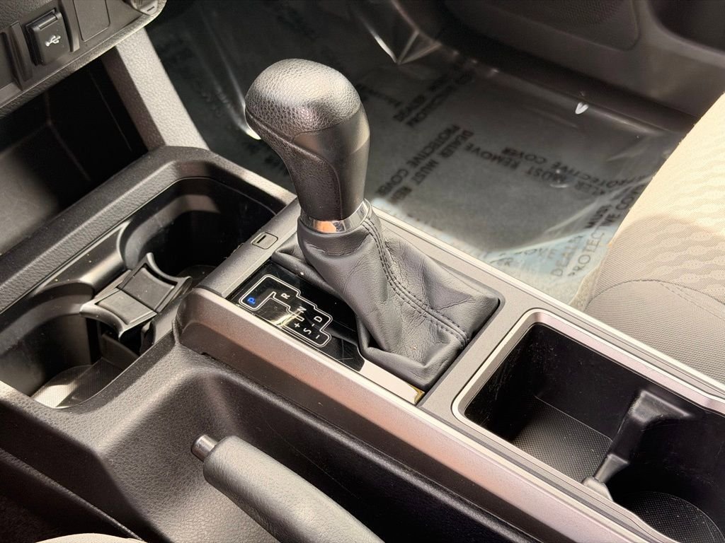 Used 2022 Toyota Tacoma SR5 image 31