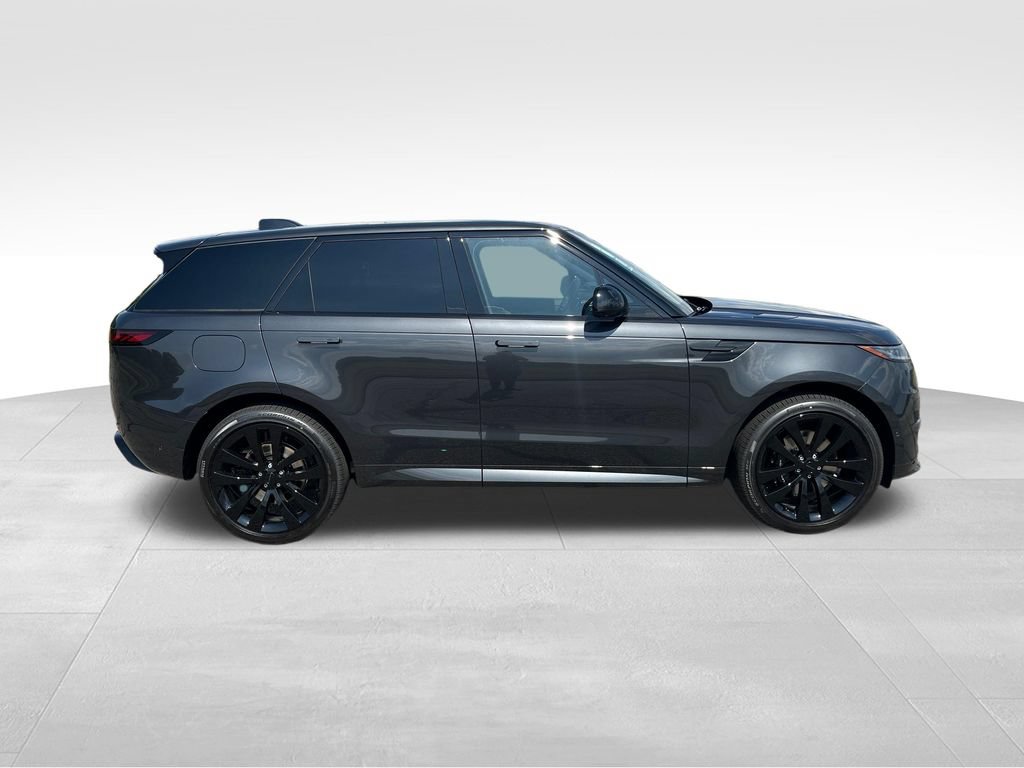 New 2026 Land Rover Range Rover Sport Dynamic SE AWD/4WD image 6