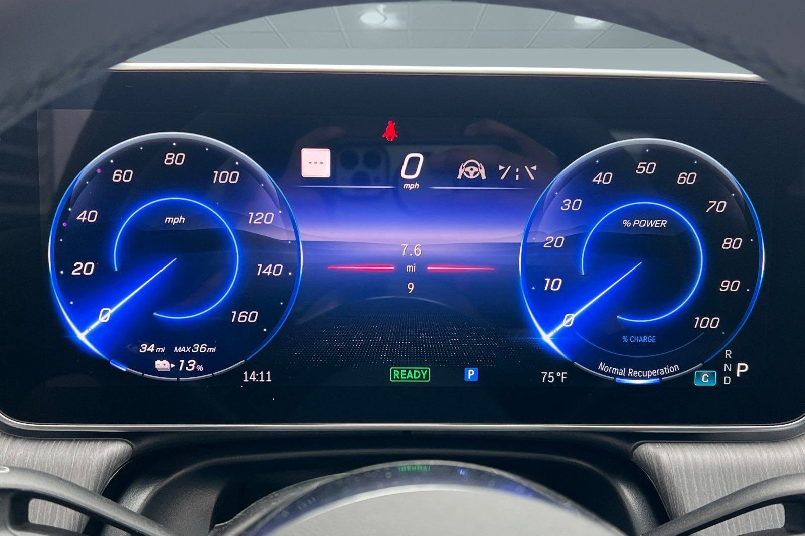 New 2025 Mercedes-Benz EQE 350+ 4MATIC Sedan image 17