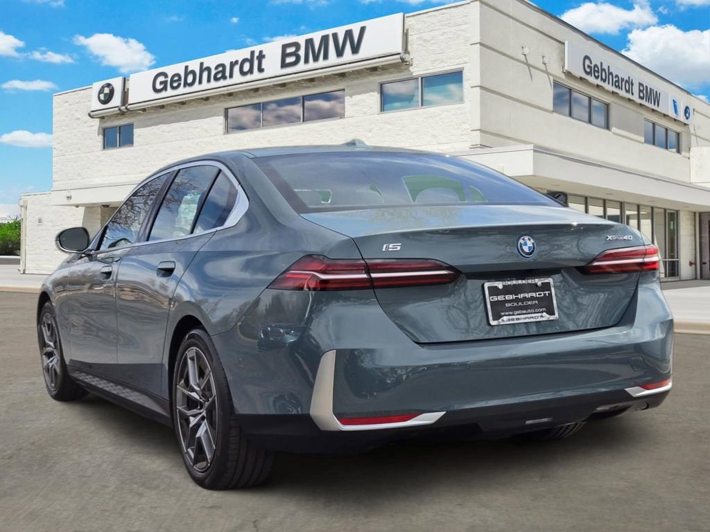New 2026 BMW i5 eDrive40 w/ Premium Package AWD/4WD image 7