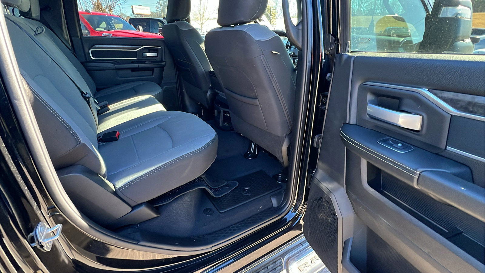 Used 2024 RAM 2500 Big Horn w/ Bed Utility Group image 22