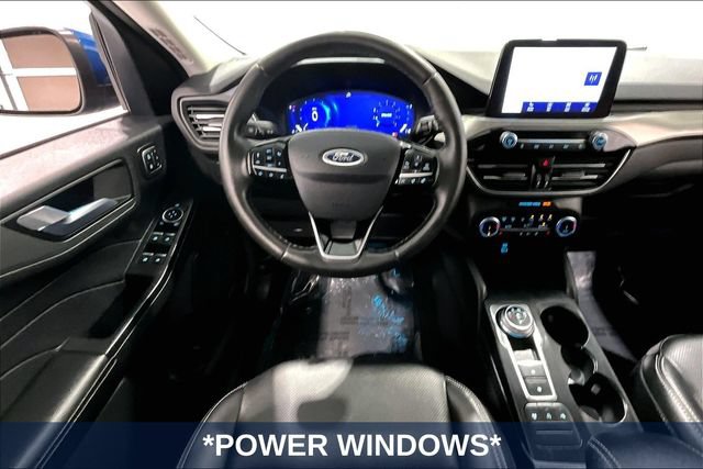 Used 2022 Ford Escape Titanium w/ Class II Trailer Tow Package AWD/4WD image 11