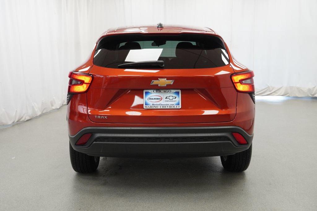 Certified 2024 Chevrolet Trax LS w/ LS Convenience Package FWD image 37