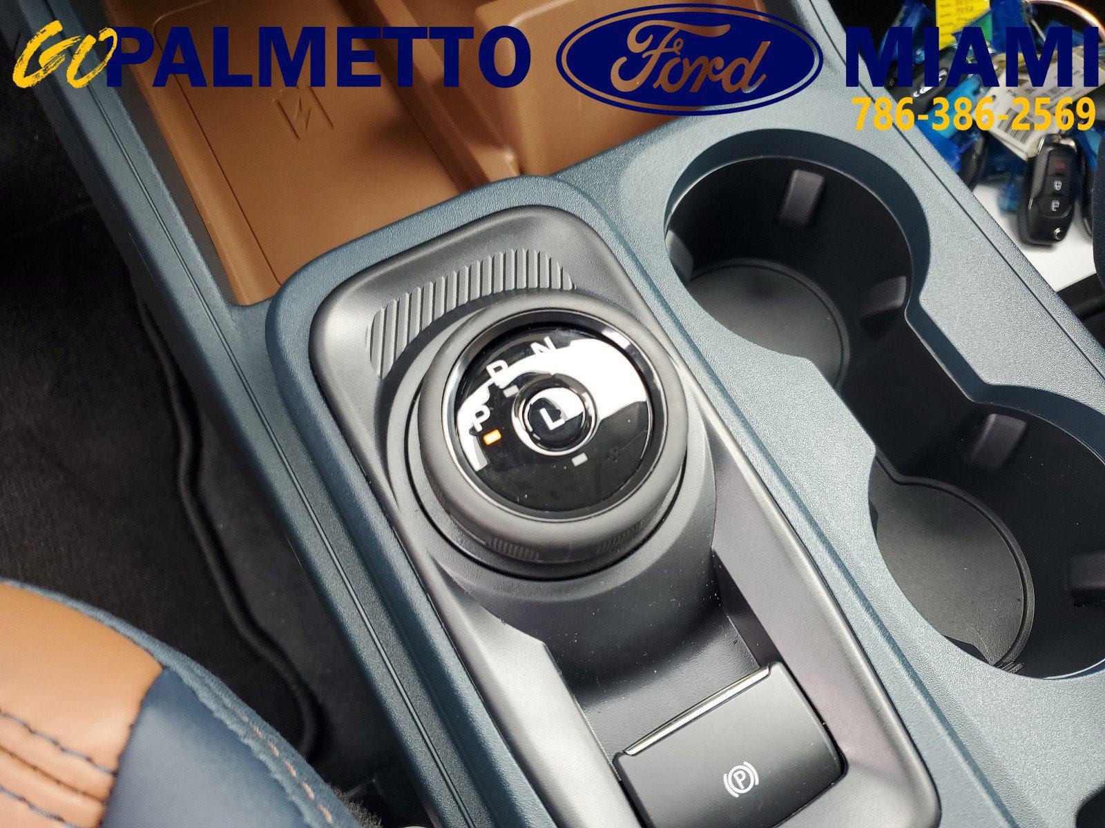 New 2024 Ford Maverick Lariat image 15