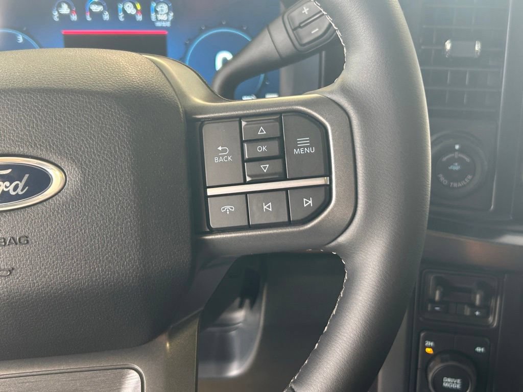 New 2026 Ford F250 Lariat w/ Black Appearance Package AWD/4WD image 43