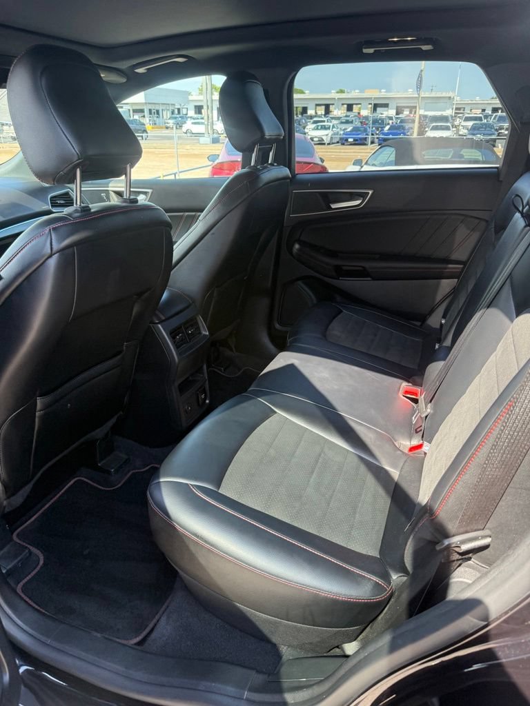 Used 2024 Ford Edge ST-Line AWD/4WD image 19