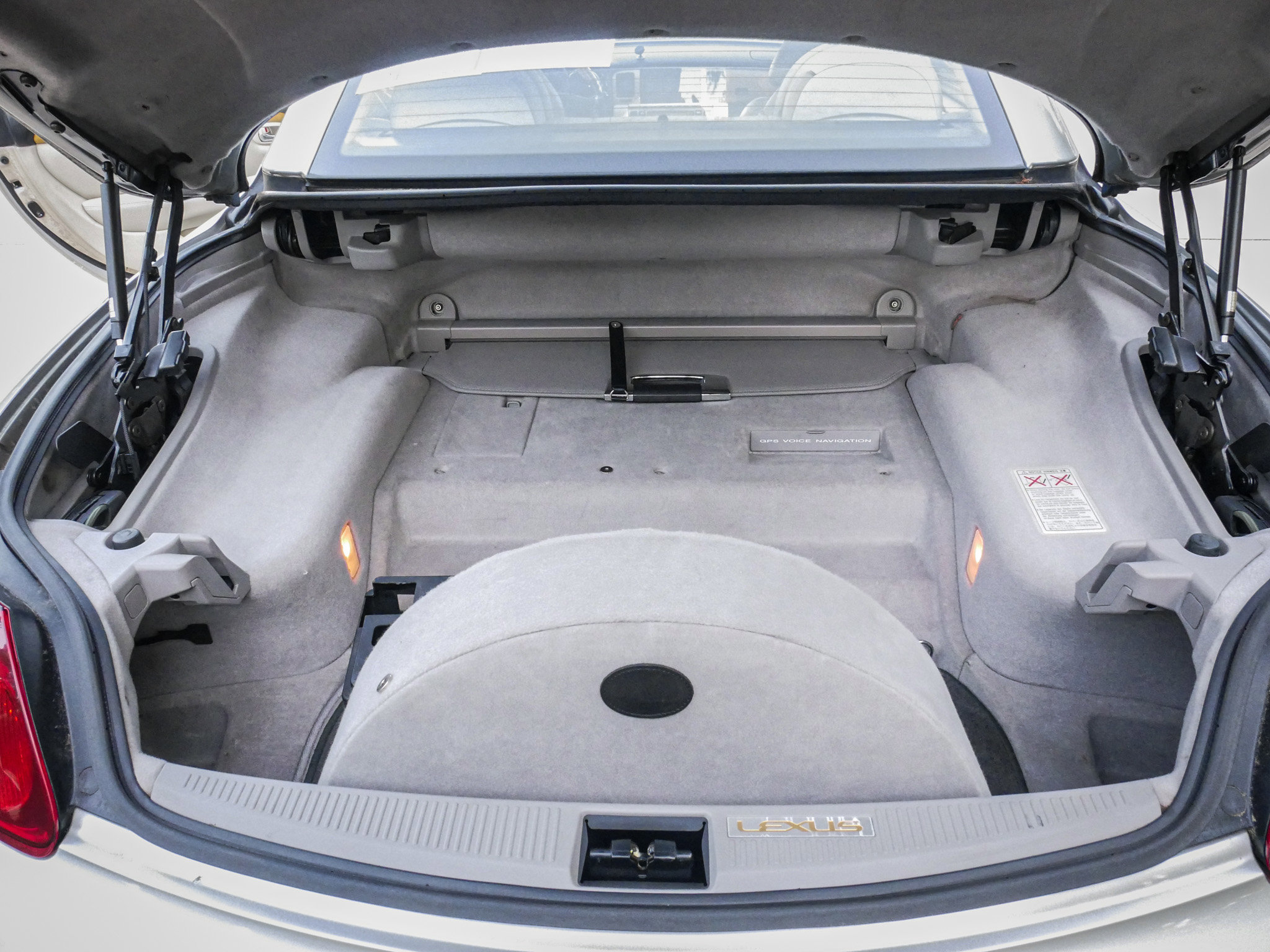 Used 2002 Lexus SC 430 Convertible RWD image 30