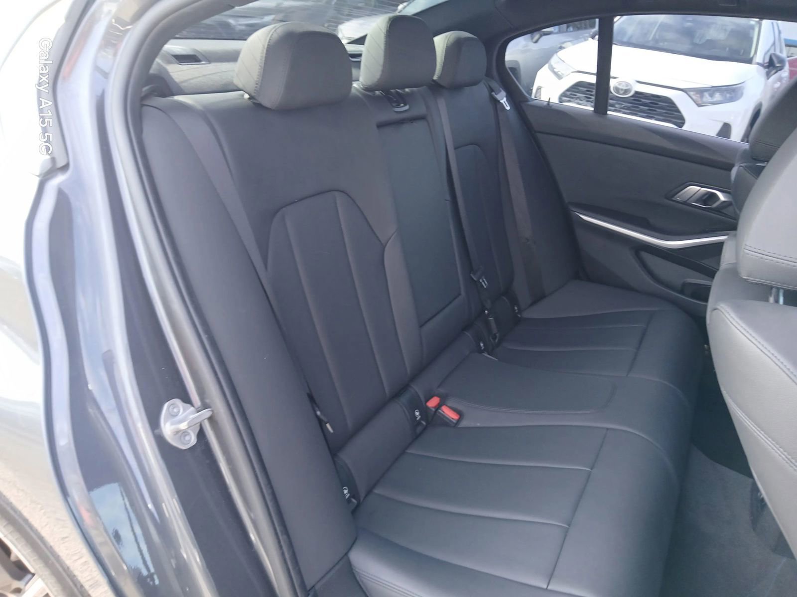 Used 2019 BMW 330i Sedan w/ Convenience Package RWD image 16