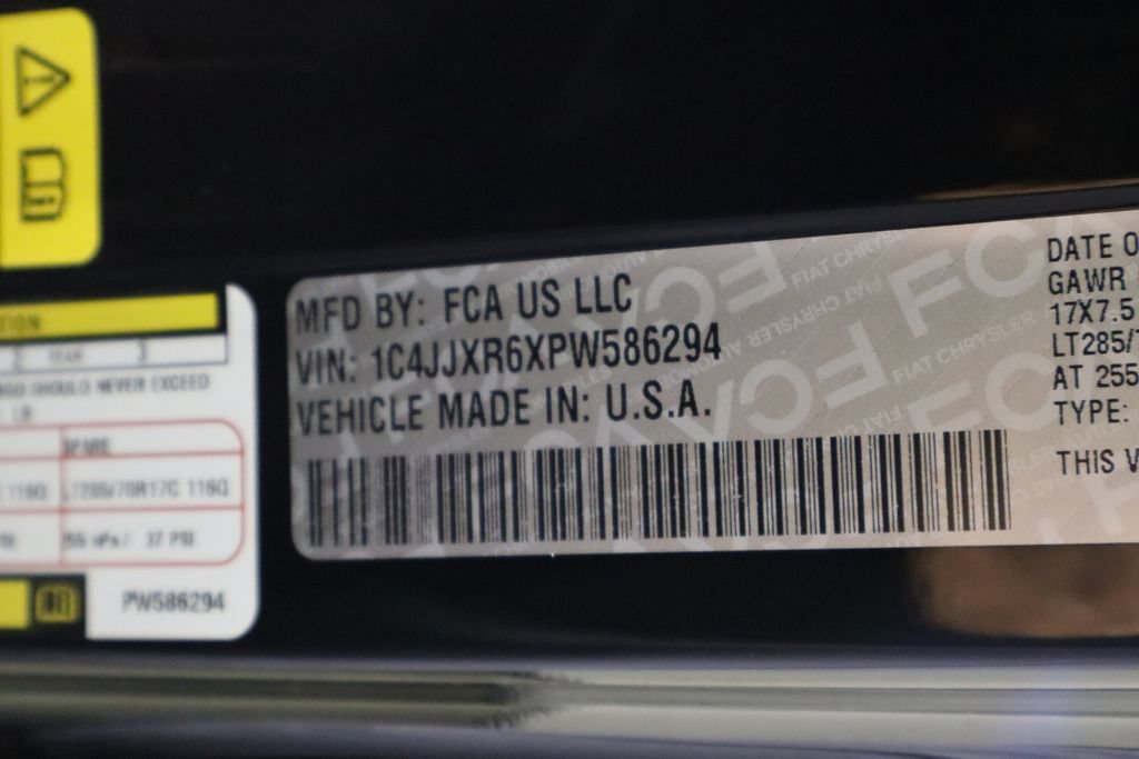 Used 2023 Jeep Wrangler Unlimited Rubicon 4xe AWD/4WD image 42