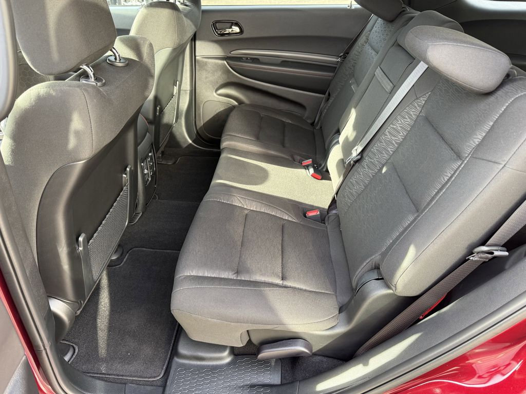 Used 2025 Dodge Durango R/T w/ Blacktop Package image 9