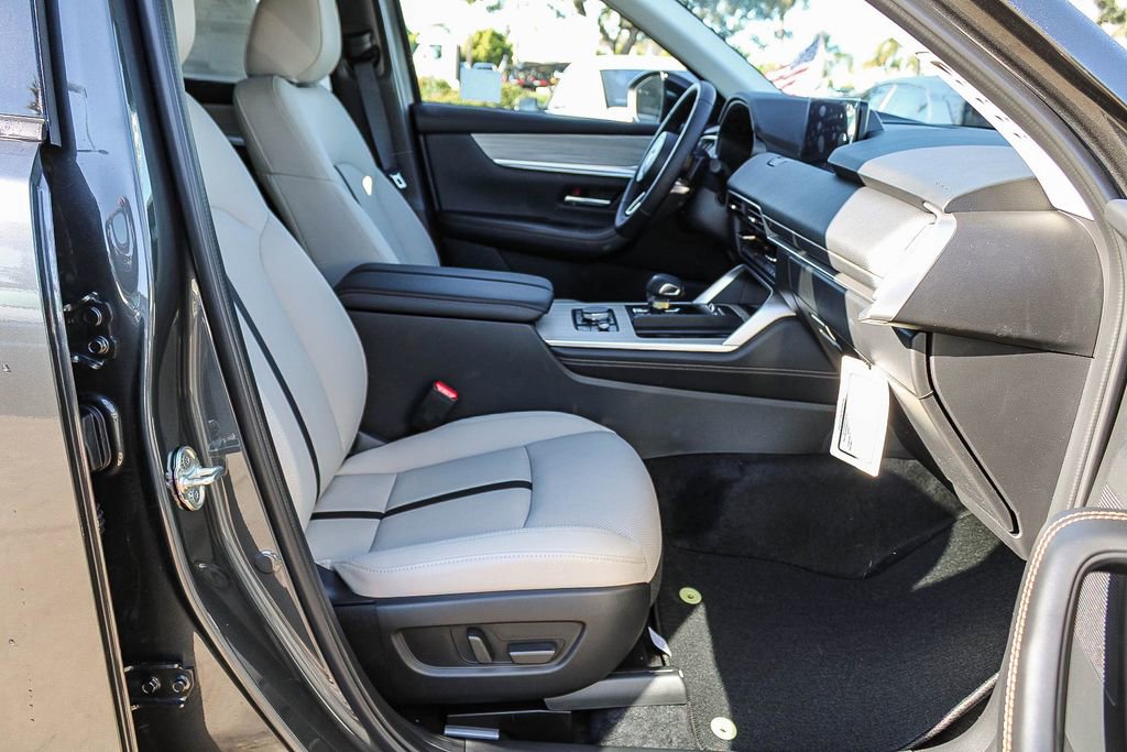 New 2026 MAZDA CX-90 Plug-In Hybrid w/Premium Sport image 18