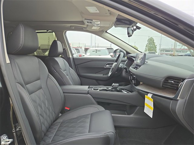 New 2026 Nissan Rogue Platinum w/ Platinum Premium Package image 15