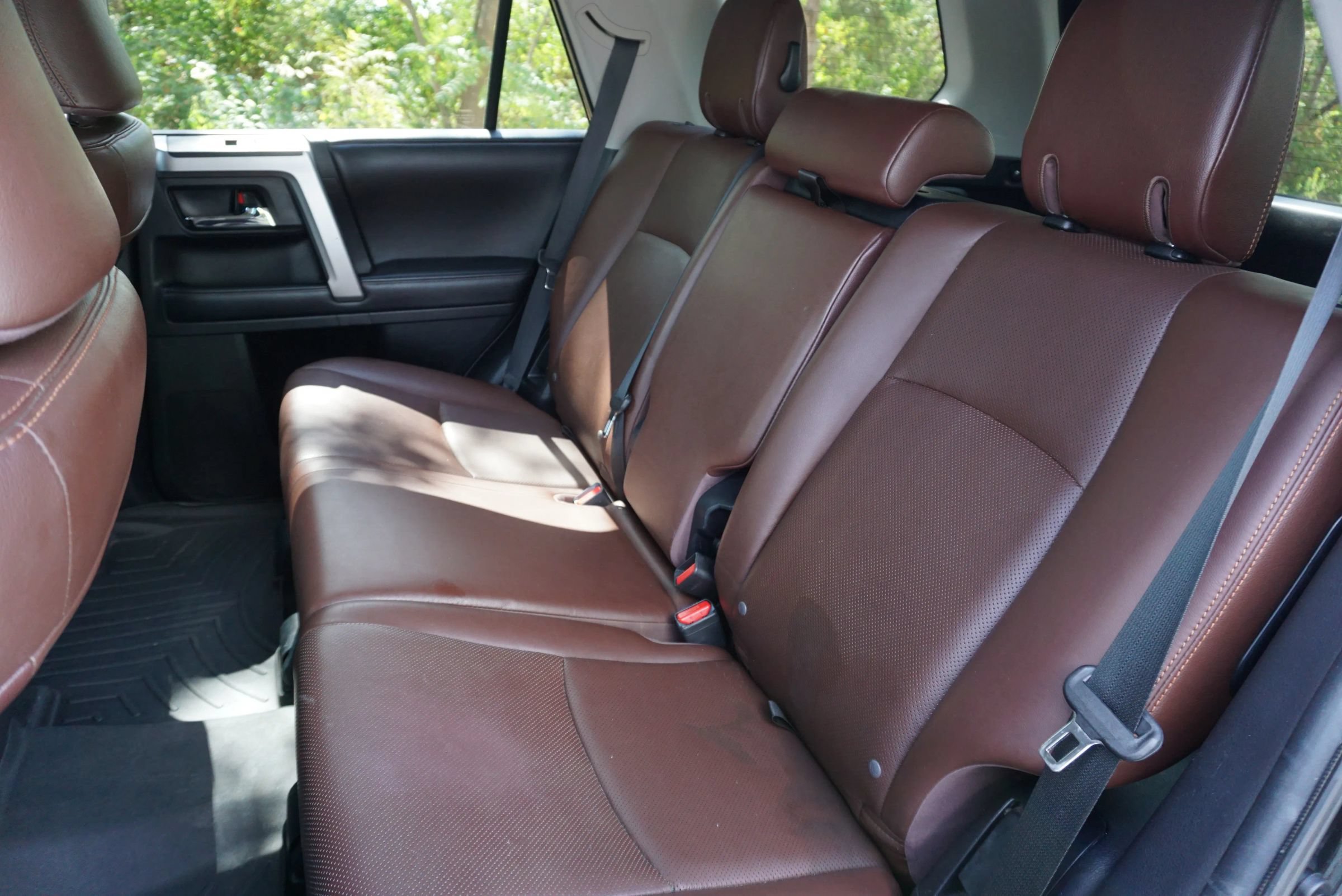 Used 2016 Toyota 4Runner Limited RWD image 19