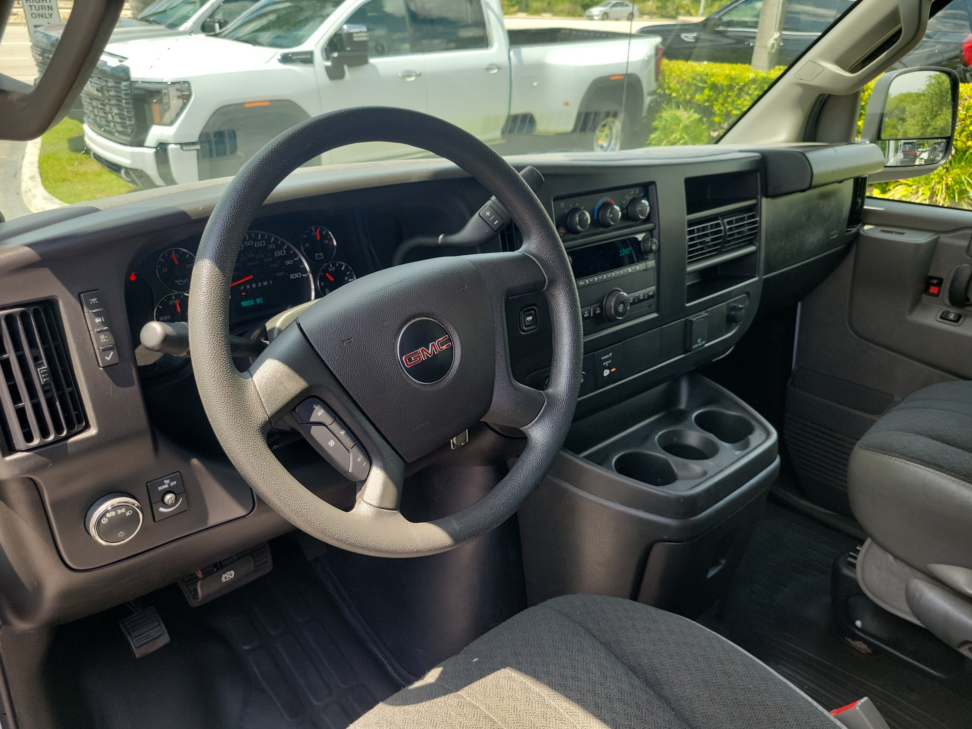 Used 2025 GMC Savana 2500 w/ Driver Convenience Package RWD image 13