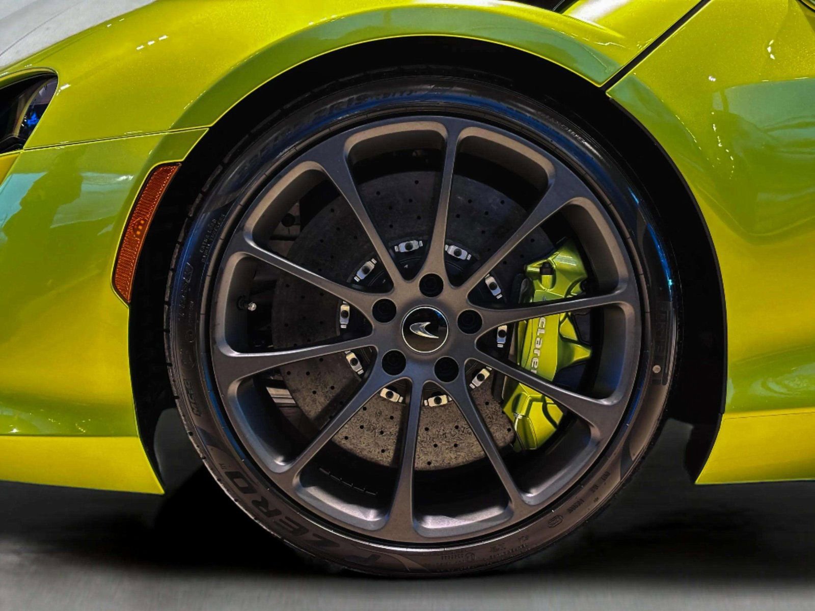 New 2026 McLaren Artura RWD image 8