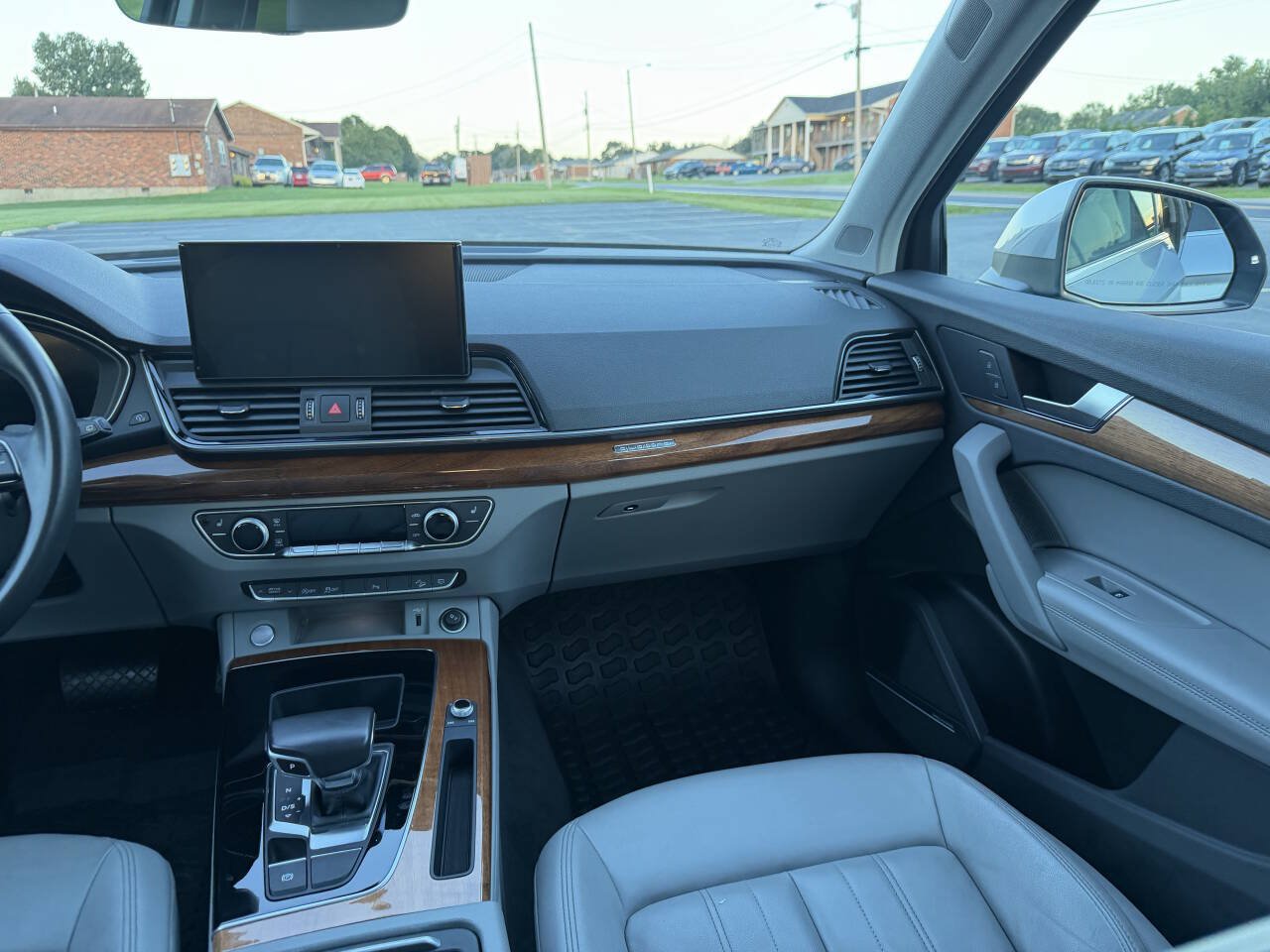 Used 2022 Audi Q5 2.0T Premium Plus AWD/4WD image 32
