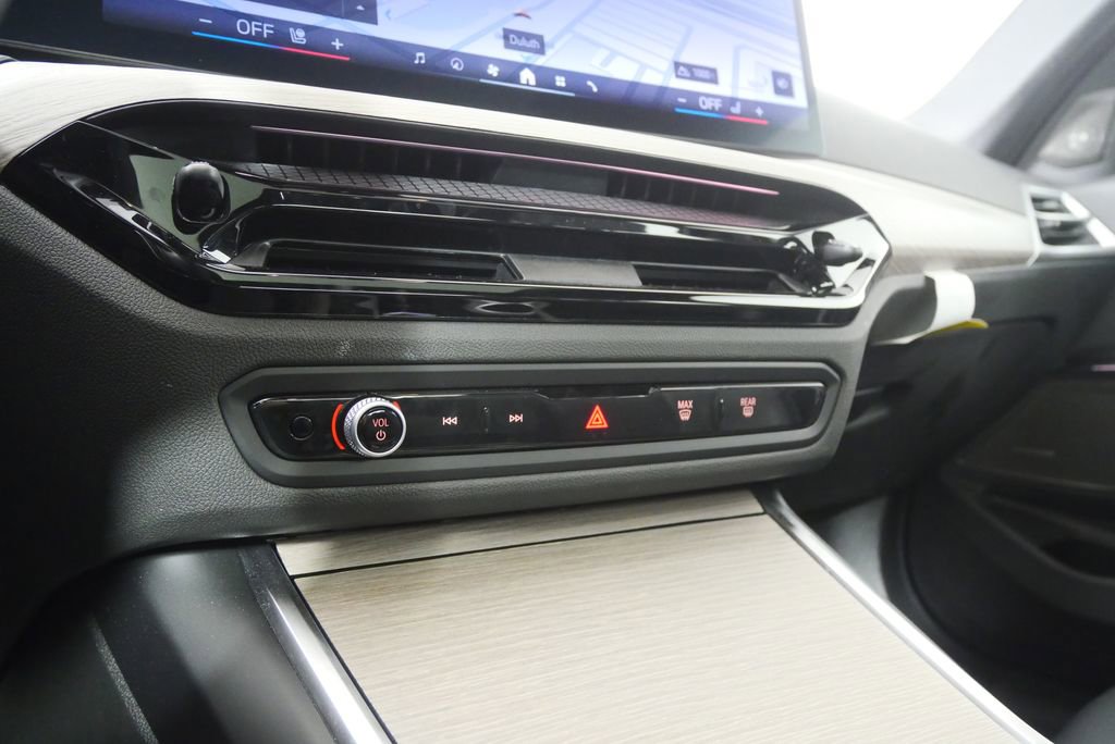 Used 2025 BMW 330i xDrive Sedan image 21