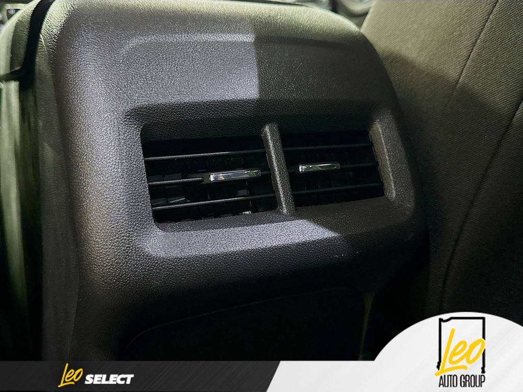 Used 2022 Chevrolet Equinox LT AWD/4WD image 27