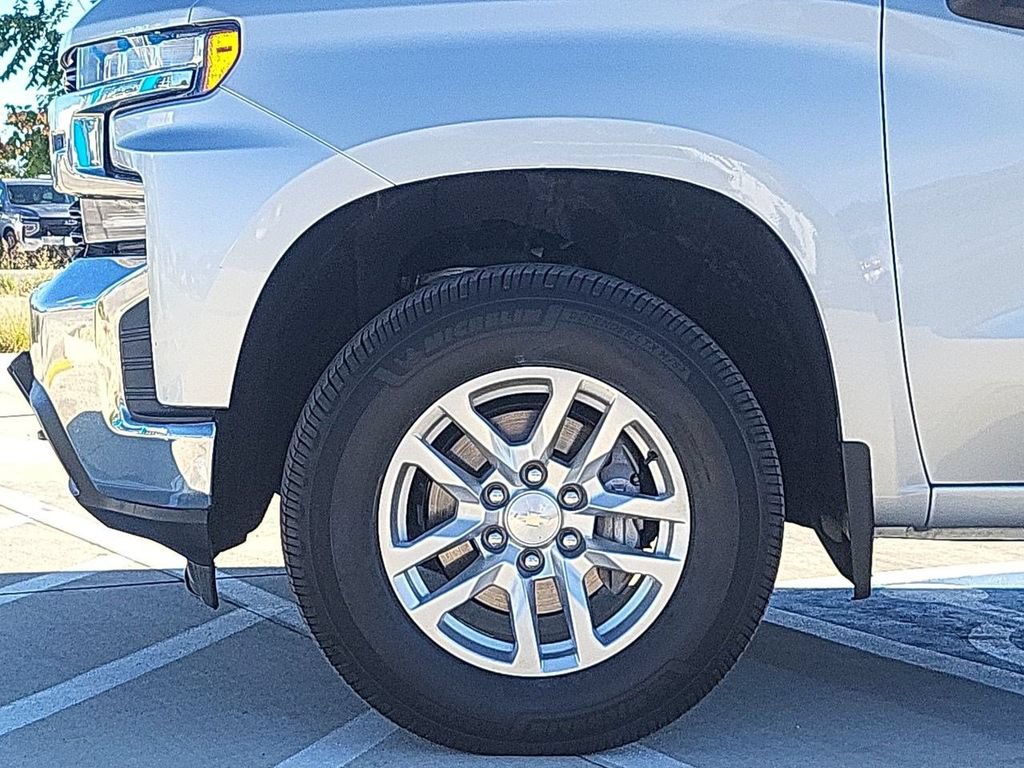 Used 2019 Chevrolet Silverado 1500 LT w/ All-Star Edition AWD/4WD image 38